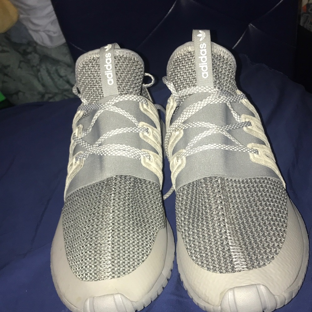 Addis’s tubular sneaker